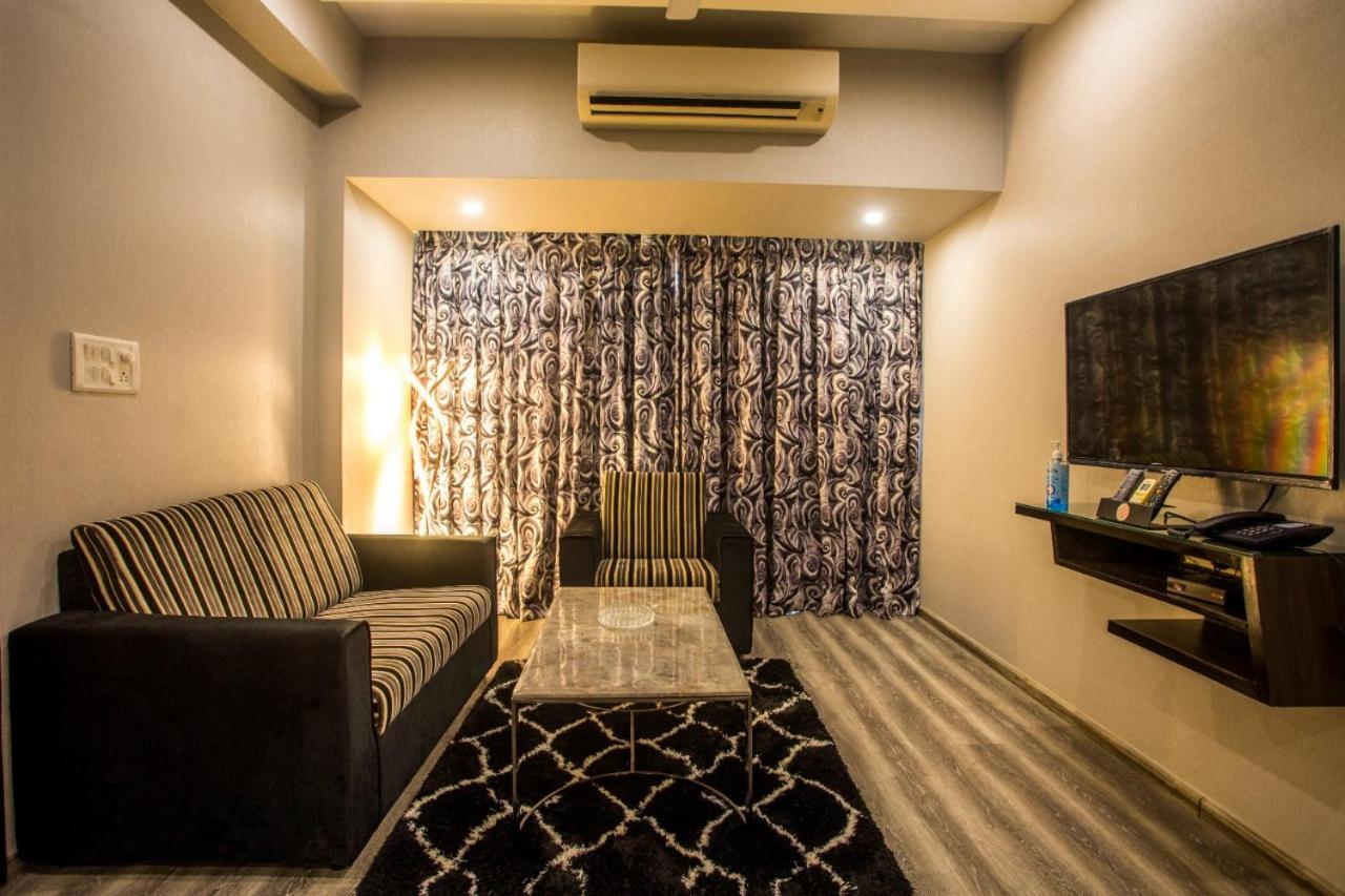 Encore Suites Goa Панаджі Екстер'єр фото